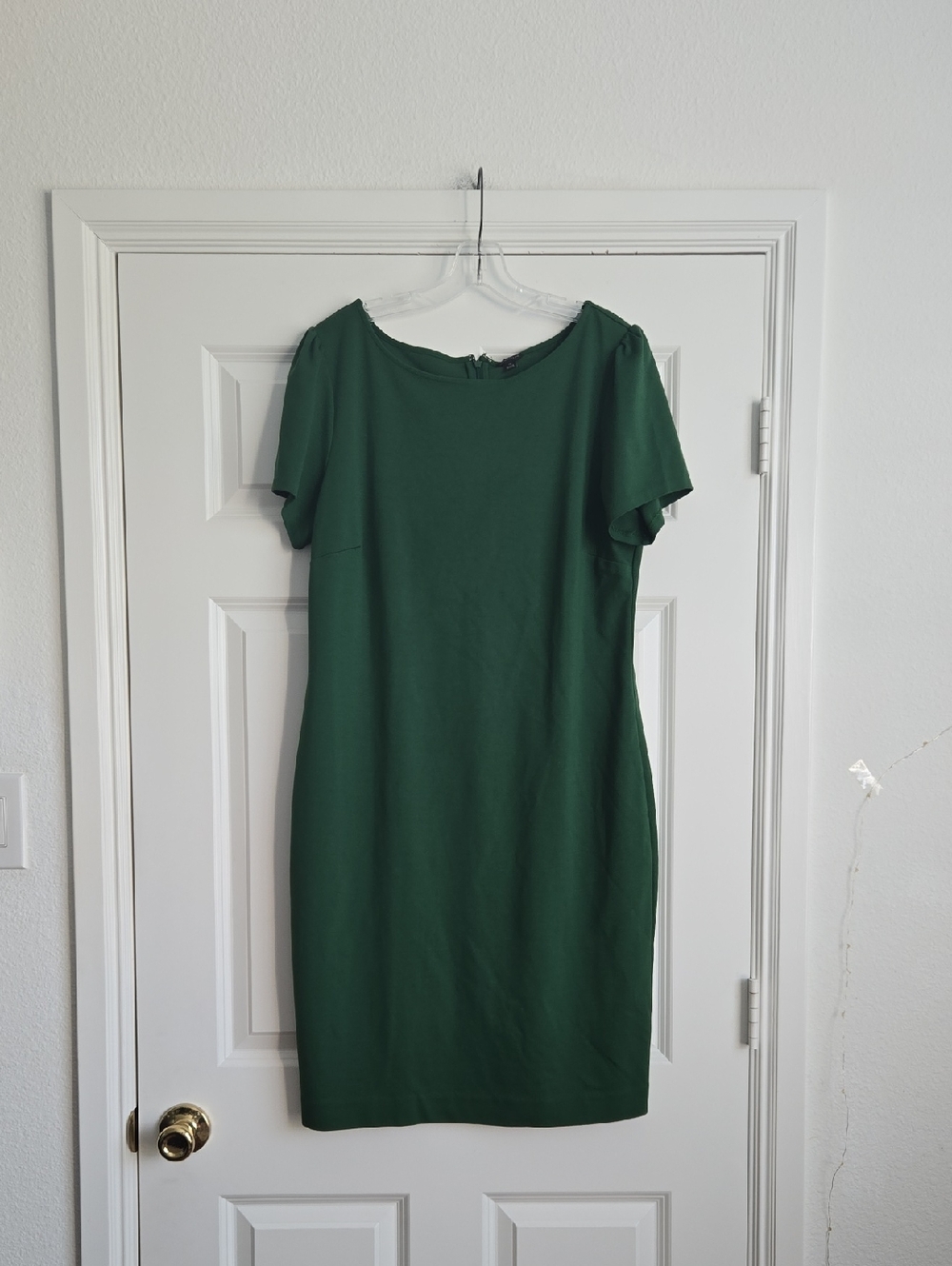 Ann Taylor Deep Green Short Sleeve Sheath Dress